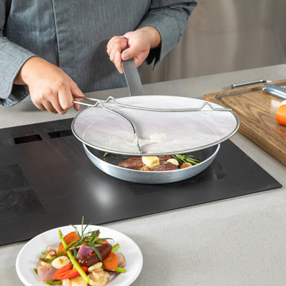 Restaurantware Splatter Screen 1 Count 13" Fine Mesh Cover Stainless Steel Splatter Guard with Resting Feet Cooking Protector for Frying Pan, Cooking Pots, Saute, Grease and Oil, Kitchen Tool