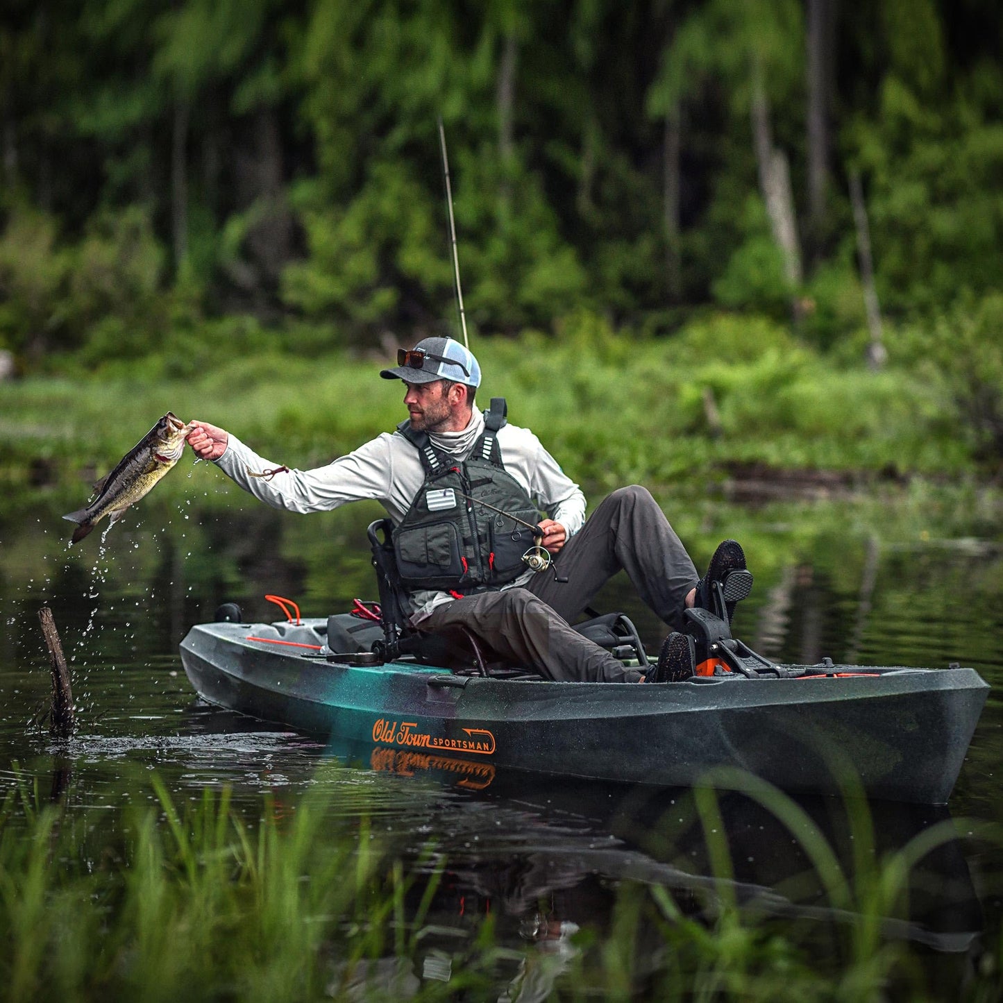 Old Town Sportsman PDL 106 Pedal Fishing Kayak (Ember Camo)