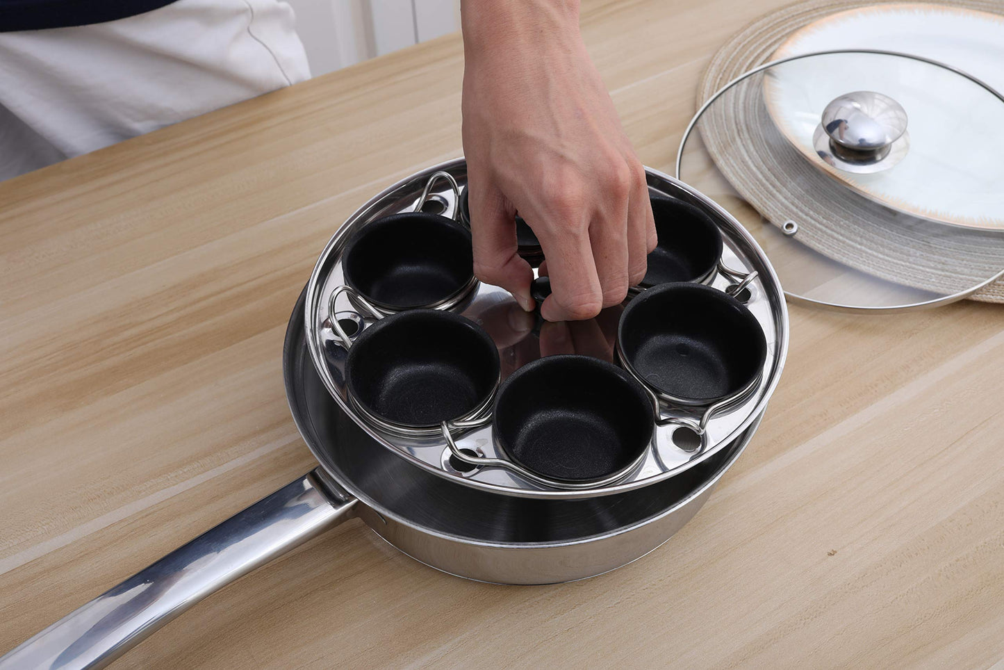 6 Cups Egg Poacher Pan - Stainless Steel Poached Egg Cooker – Induction Cooktop Egg Poachers Cookware Set with 4 Nonstick Large PFOA FREE Egg Poacher Cups and Silicone Spatula