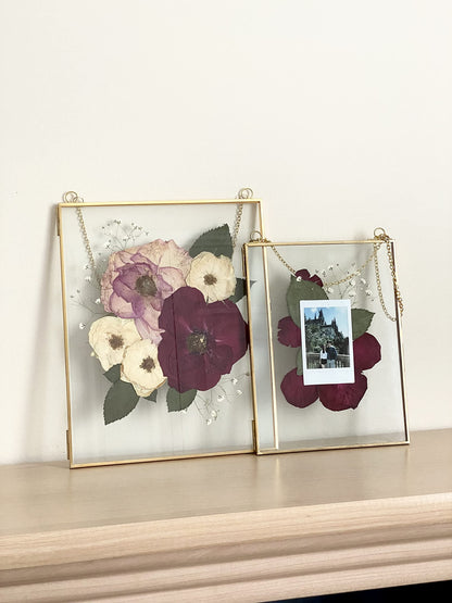 Beedecor Double Glass Frame for Pressed Flowers, Leaf and Artwork - Set of 2 Hanging Picture Frames, Tempered Glass Floating Pressed Flower Frames, Large Rectangular Wall Decor Photo Display, Clear Metal Glass Frames with Chain (8x10, Gold)