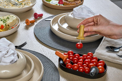 Zyliss Corn Holders 4pc Set – Stainless Steel Corn Cob Holders with Interlocking Design, Sustainable Wheat Straw Handles, Rust-Proof Prongs, Compact Storage, BBQ & Picnic Essential