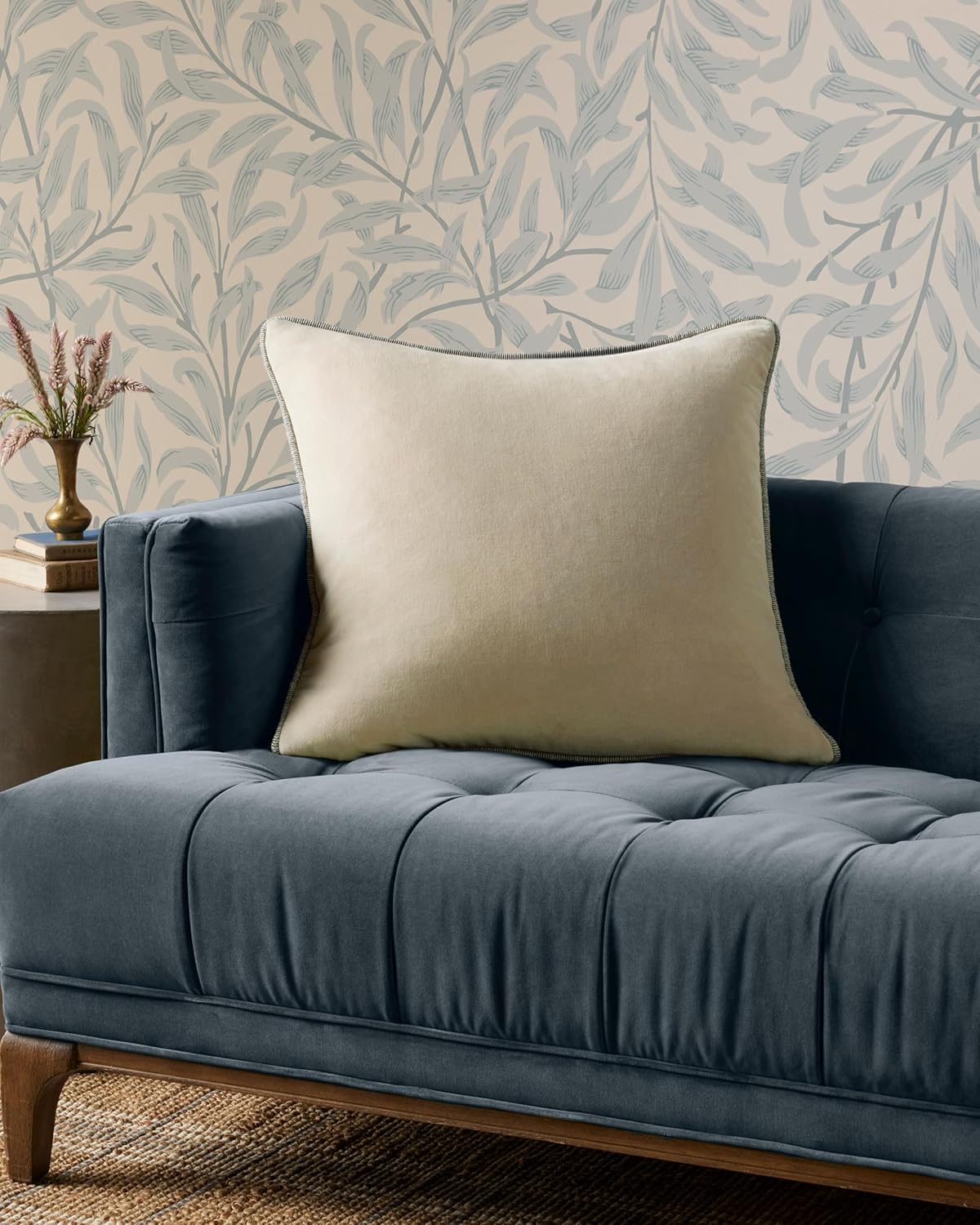 Loloi Liza Pillow Cover Only, 22X22, Ivory