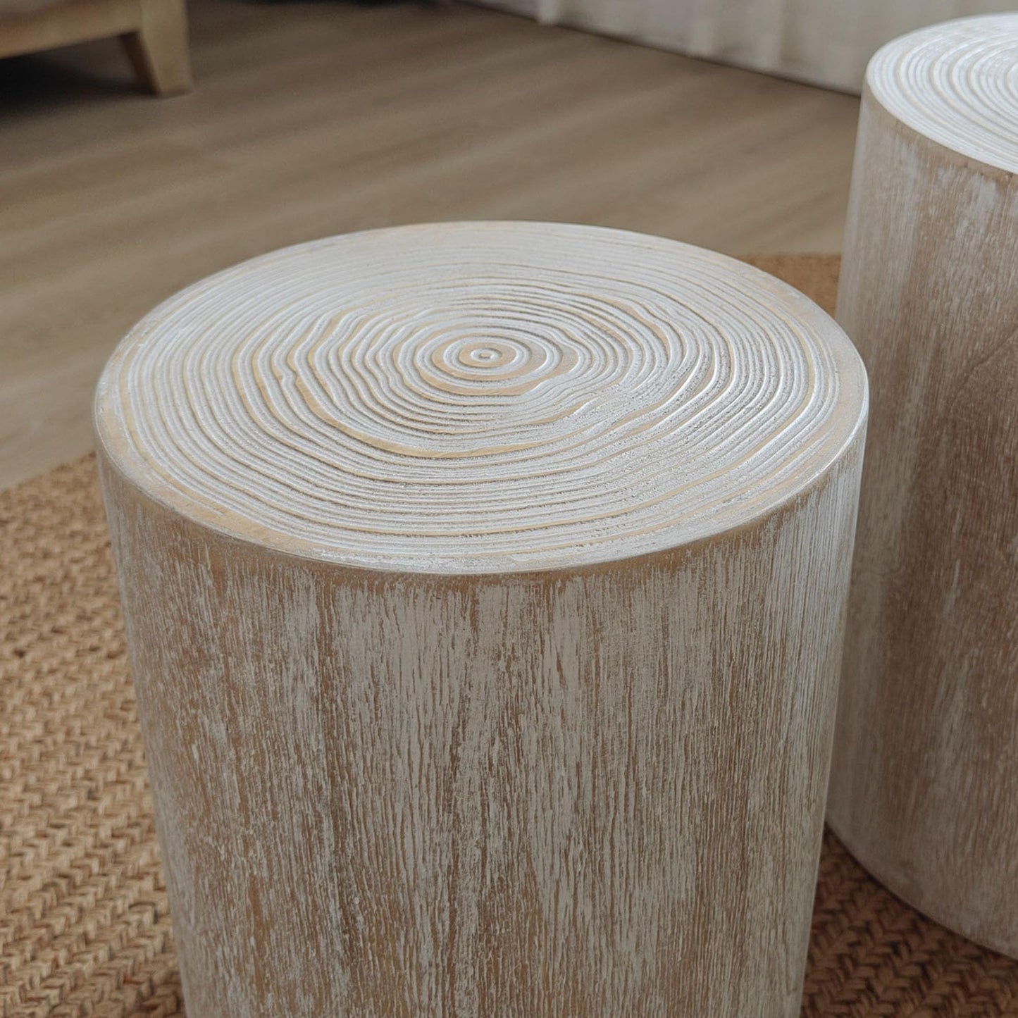 KEIKI Round Coffee Table Set of 3, Modern Wood Nesting Coffee Table with Tree Rings Texture for Living Room, Antique White