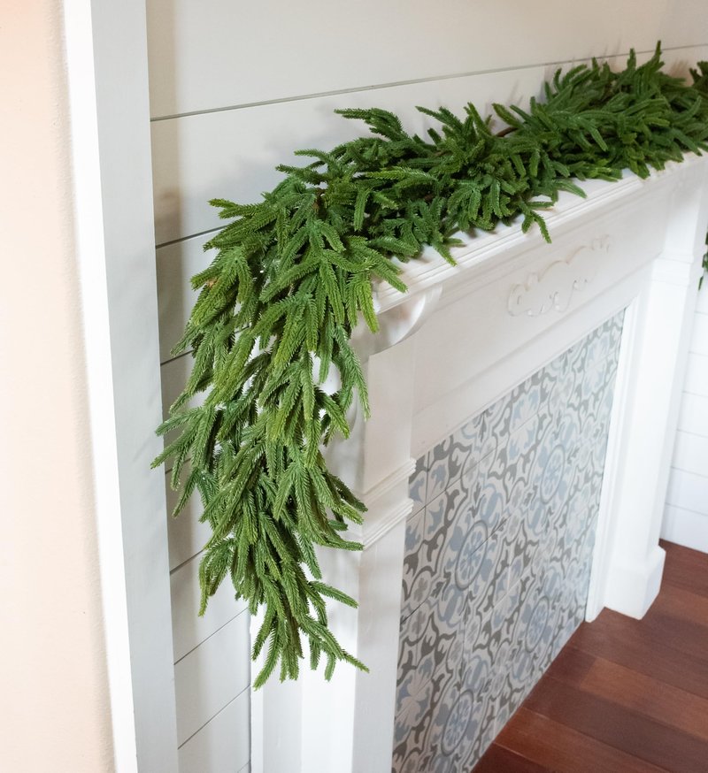 Vita Domi 72" Real Touch Norfolk Pine Garland Realistic 6ft, Christmas Garland for Mantle, Stairs, Fireplace, Soft and Bendable Real Touch Garland Christmas Greenery, Evergreen Christmas Garlands