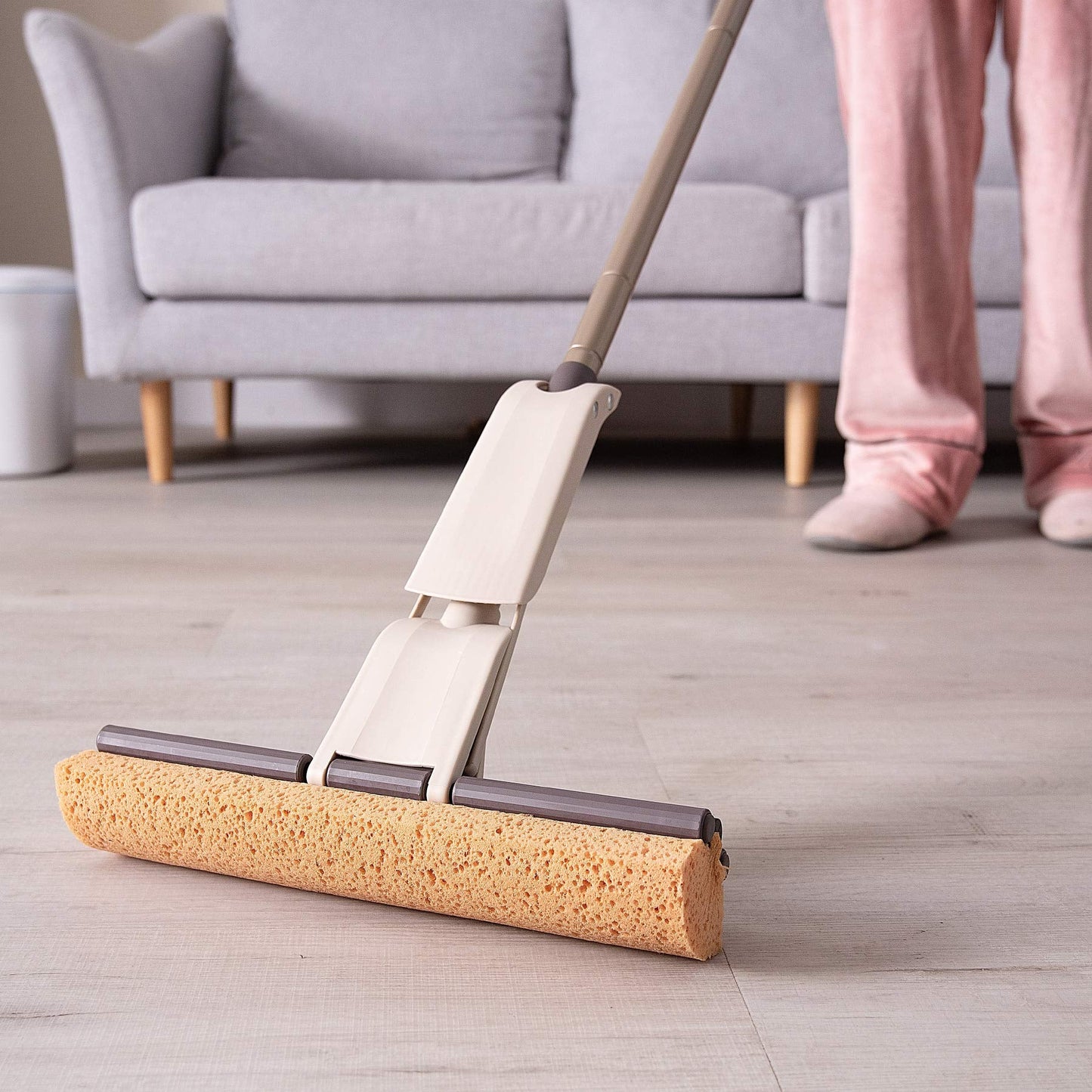 Eyliden Sponge Mop with 2 Reusable Heads | Self-Wringing Floor Mop with Absorbent Honeycomb Sponge | Kitchen Bathroom Hardwood Laminate Tile Marble Floors Cleaning for Home and Commercial Use