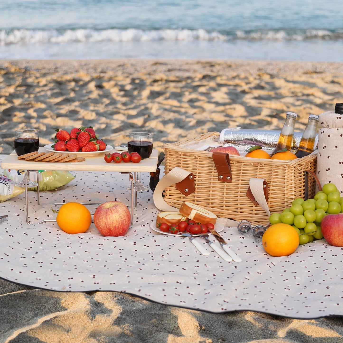HappyPicnic Picnic Basket for 2, Handmade Wicker Picnic Set with Folding Table and Waterproof Blanket, Large Insulated Picnic Basket with Wine Bag & Cutlery Kit for Picnic, Camping, Holidays (Cherry)