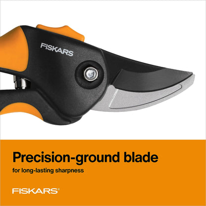 Fiskars Bypass Pruning Shears, Branch Cutter with 5/8" Cut Capacity, Garden Shears with Sharp Steel Blade, Rust Resistant, Ergonomic Pruners with Comfort Handle and Safety Lock, Gardening Hand Tools
