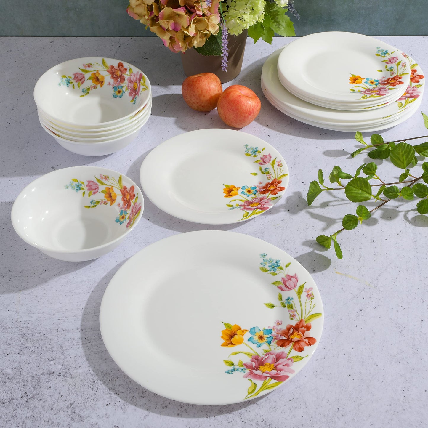 Gibson Home Ultra Break and Chip Resistant 18-Piece Round Dinnerware Set, Service for 6 – Red Floral Plates and Bowls, Microwave & Dishwasher Safe