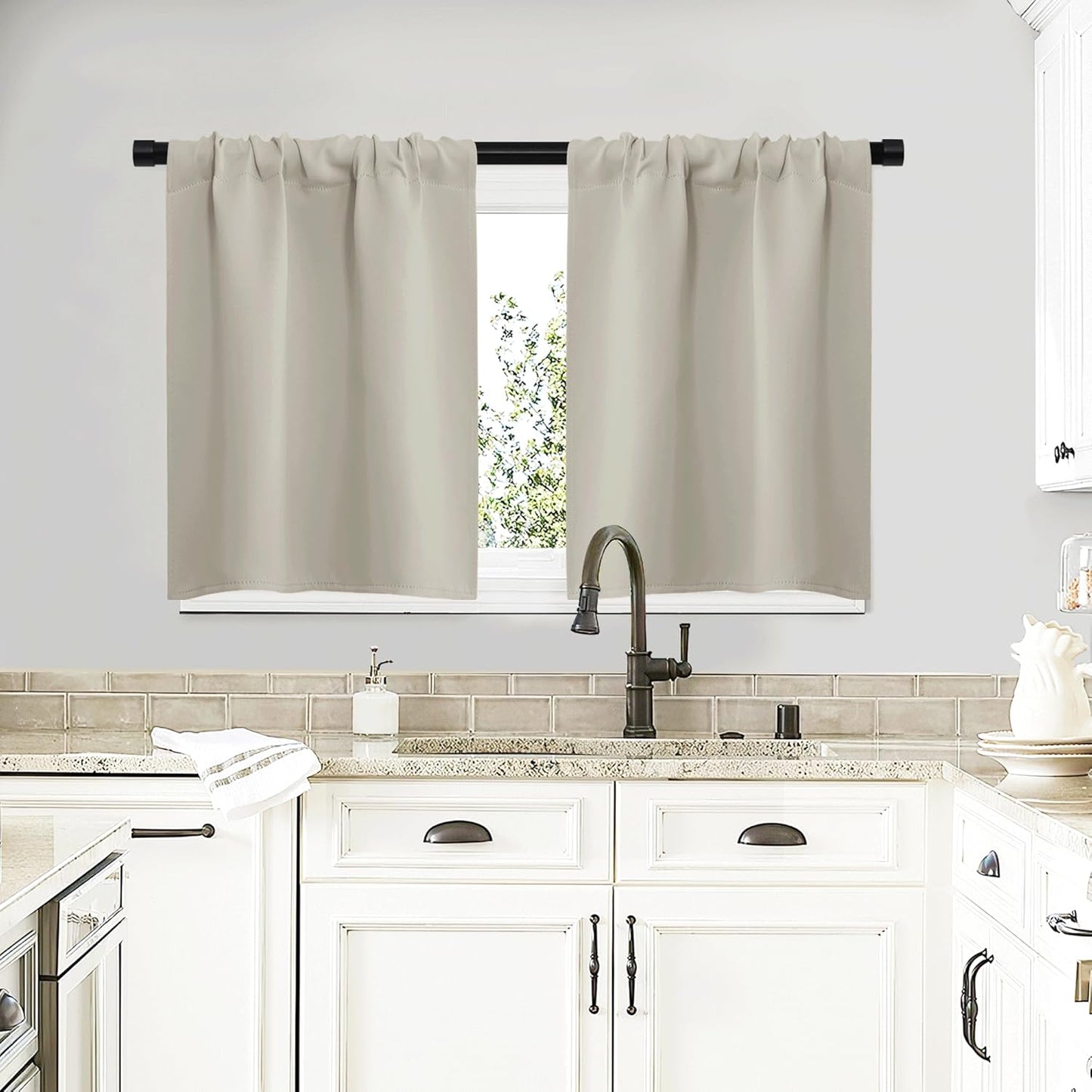 NICETOWN Blackout Curtains for Living Room, Room Darkening Window Panels, Easy-Care Thermal Insulated Drapes