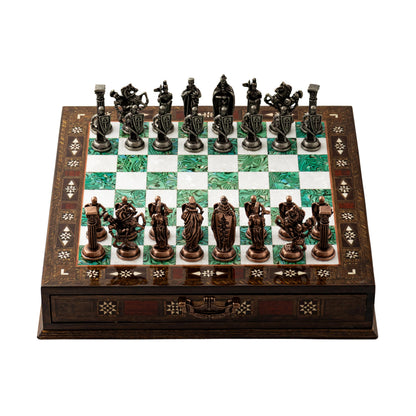 15'' Wooden Chess Set with Metal Chess Pieces – Handmade Storage Chess Board & British Metal Pieces – Elegant Chess Gift for All Ages – Gift for Him (Green)