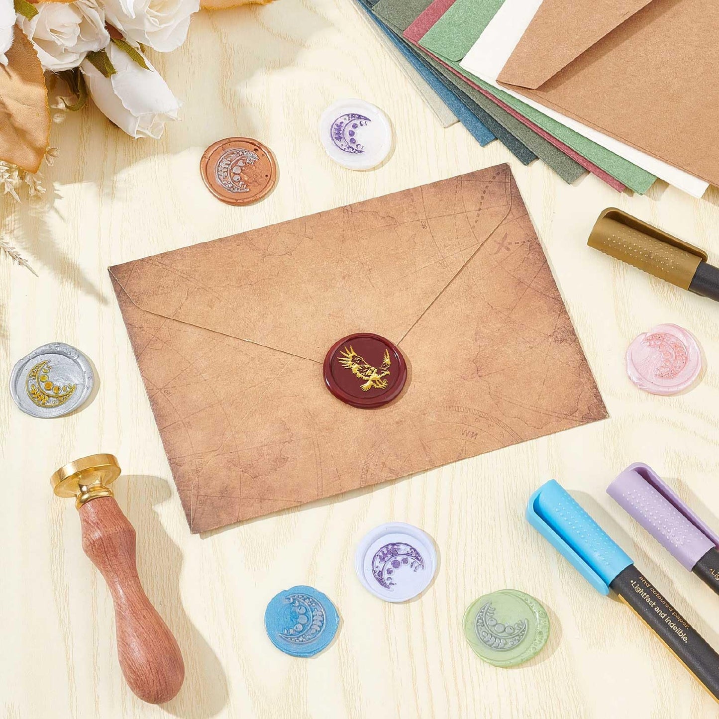 CRASPIRE Eagle Wax Stamp Vintage Removable 30mm Gold Brass Sky Bird Sealing Stamp Heads Replacement with Wooden Handle for Envelopes Invitations Card DIY Craft Birthday Wedding Gifts Wrapping Letters