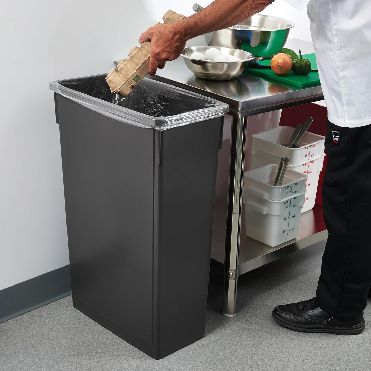 Winco Slender Trash Can, 23-Gallon, Black