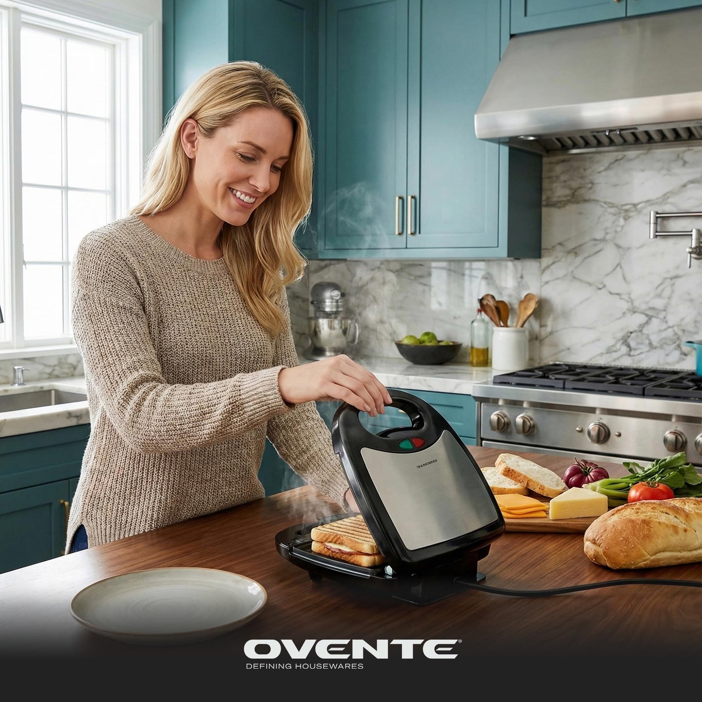 OVENTE 3 in 1 Electric Sandwich Maker, Panini Press Grill and Waffle Iron Set with Removable Non-Stick Plates, Perfect for Cooking Grilled Cheese, Tuna Melts, Burgers, Steaks and Snacks, Black GPI302B