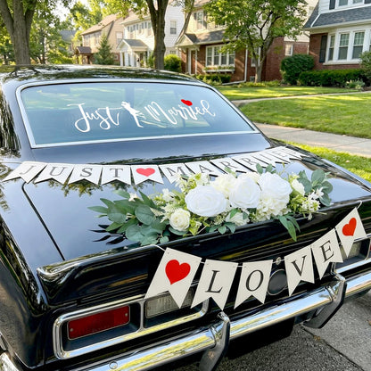 Just Married Car Wedding Decorations Kit with Artificial Flower Floral Swag / Just Married Love Sign Banner and Car Bouquet & Window Decals, Wedding Car Accessories for Bridal Shower Honeymoon Decor