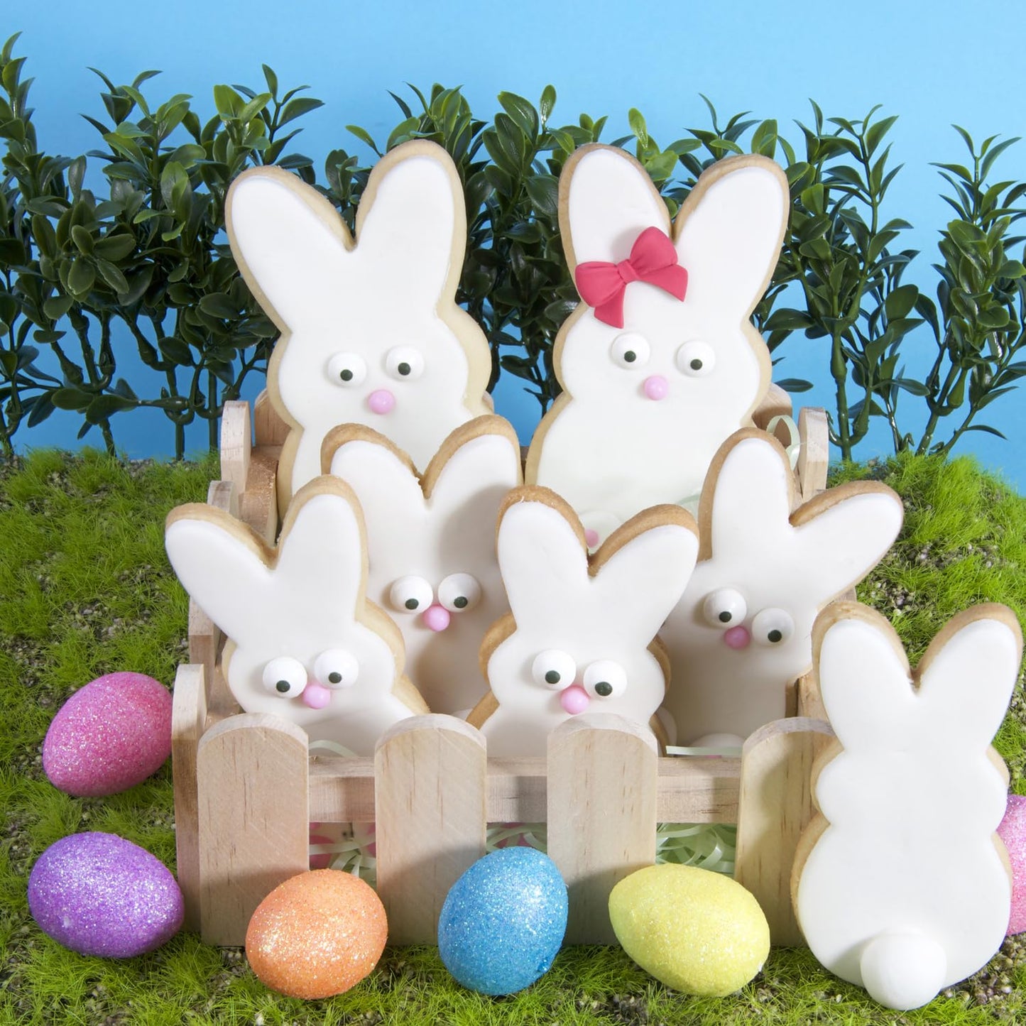 24 Pieces Easter Wooden Bunny Cutouts Unfinished Bunny Table Wooden Signs Peeps Bunny Shaped Blank Wooden Signs Rabbit Shape Tabletop Decor for Easter Spring Home Classroom DIY Art Craft, 6 Designs