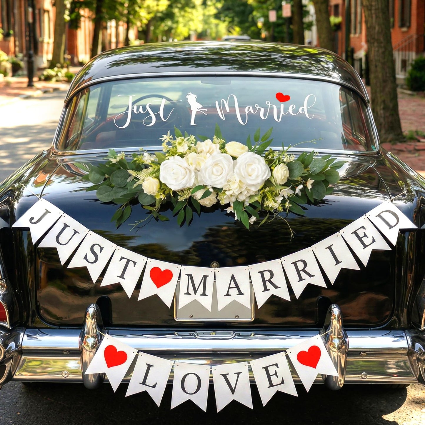 Just Married Car Wedding Decorations Kit with Artificial Flower Floral Swag / Just Married Love Sign Banner and Car Bouquet & Window Decals, Wedding Car Accessories for Bridal Shower Honeymoon Decor