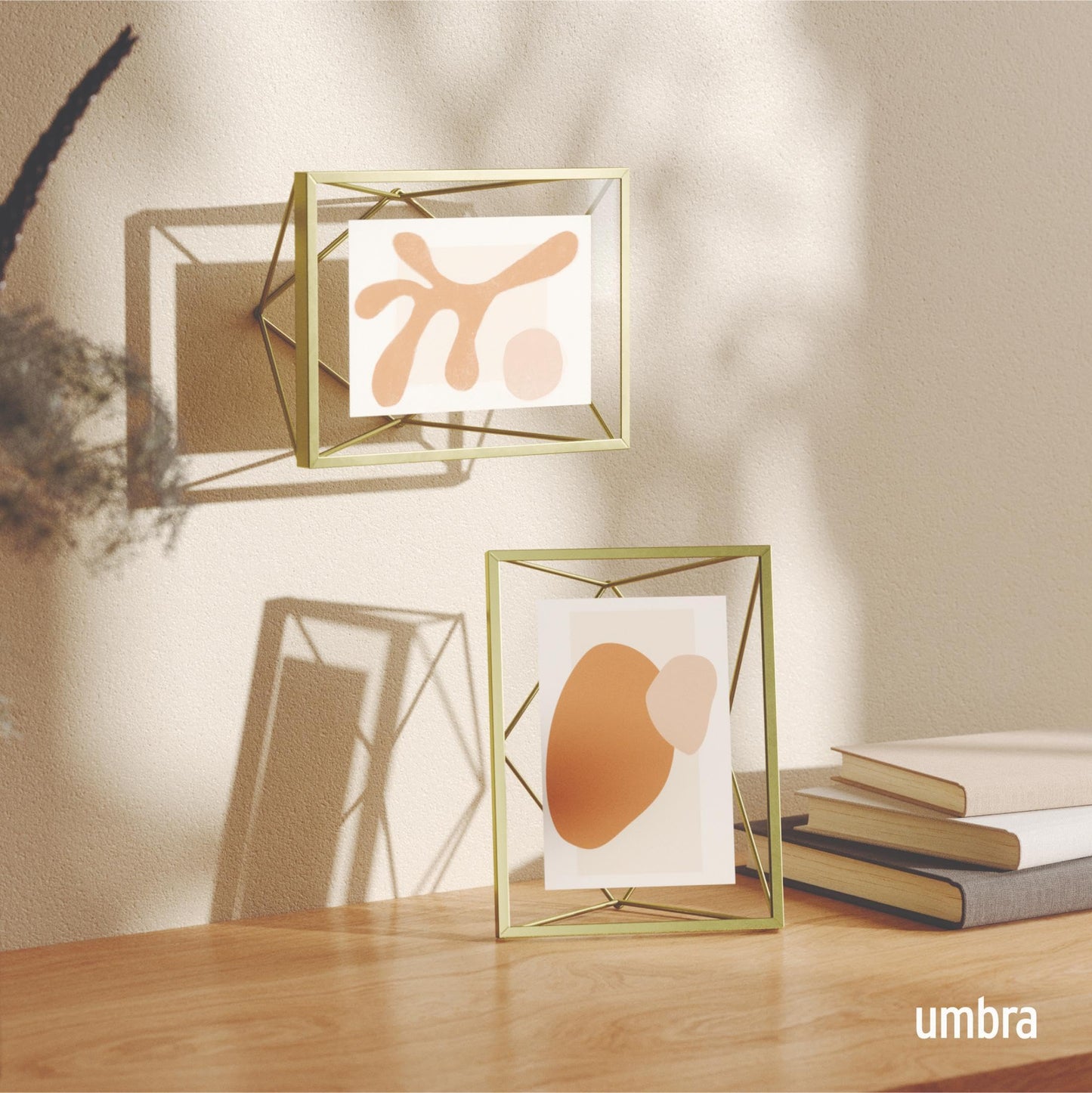 Umbra Prisma 4x6 Picture Frame, Metal Floating Wall or Desk Photo Display for Pictures, Art, Illustrations, and More, Brass