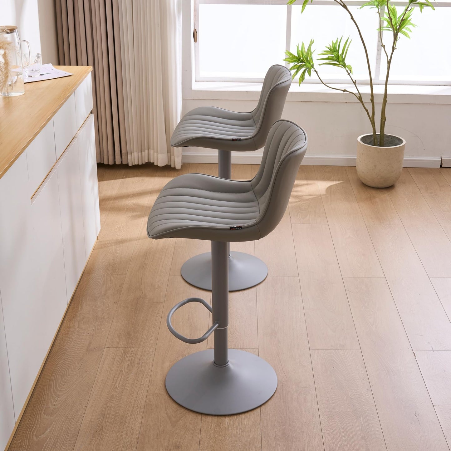 YOUNIKE Grey Bar Stools Set of 2 with Padded Back Adjustable Height Comfy Upholstered Faux Leather Bar Chairs Modern Swivel Kitchen Counter Barstools for Home Breakfast Island