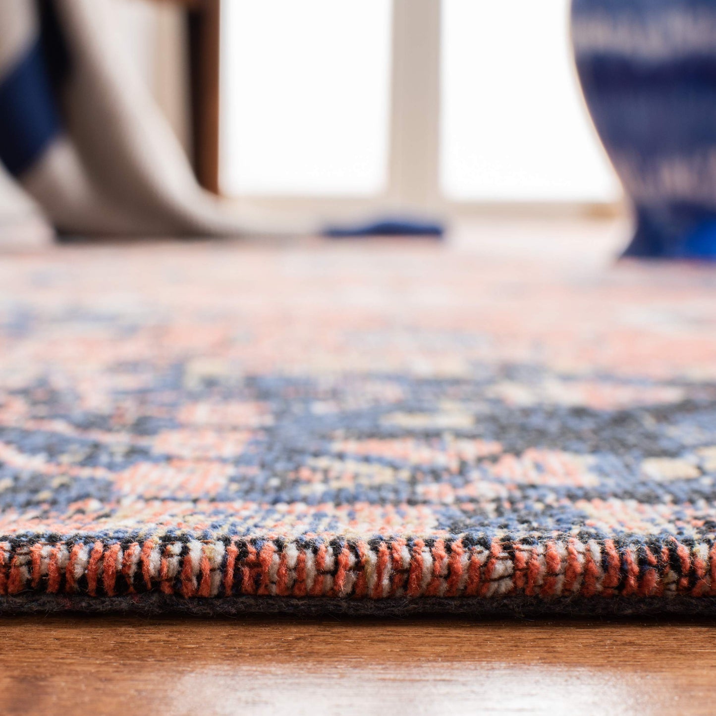 SAFAVIEH Area Rug 8x10 - Classic Vintage Collection - Large - Rust & Navy, Cotton, Oriental Distressed Design, Easy Cleaning, Ideal for Living Room, Bedroom, Office, Dining Space (CLV305P)