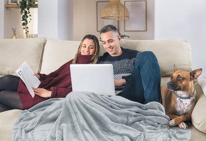 Utopia Bedding Fleece Blanket - Ultra Soft King Size Light Grey (90x102 Inches) | Cozy All-Season Microfiber Decor