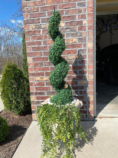 5' Artificial Cypress Spiral Boxwood Topiaries Tree in Plastic Pot Outdoor and Indoor Home Decor (2 Pack)