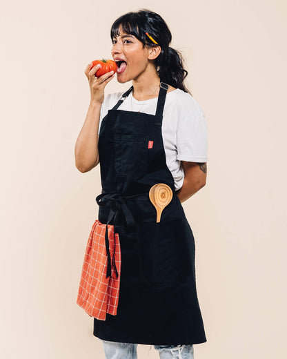 Caldo Daily Cotton Kitchen Apron for Cooking- Mens and Womens Professional Chef or Server Bib Apron - Adjustable Straps with Pockets and Towel Loop (Black)