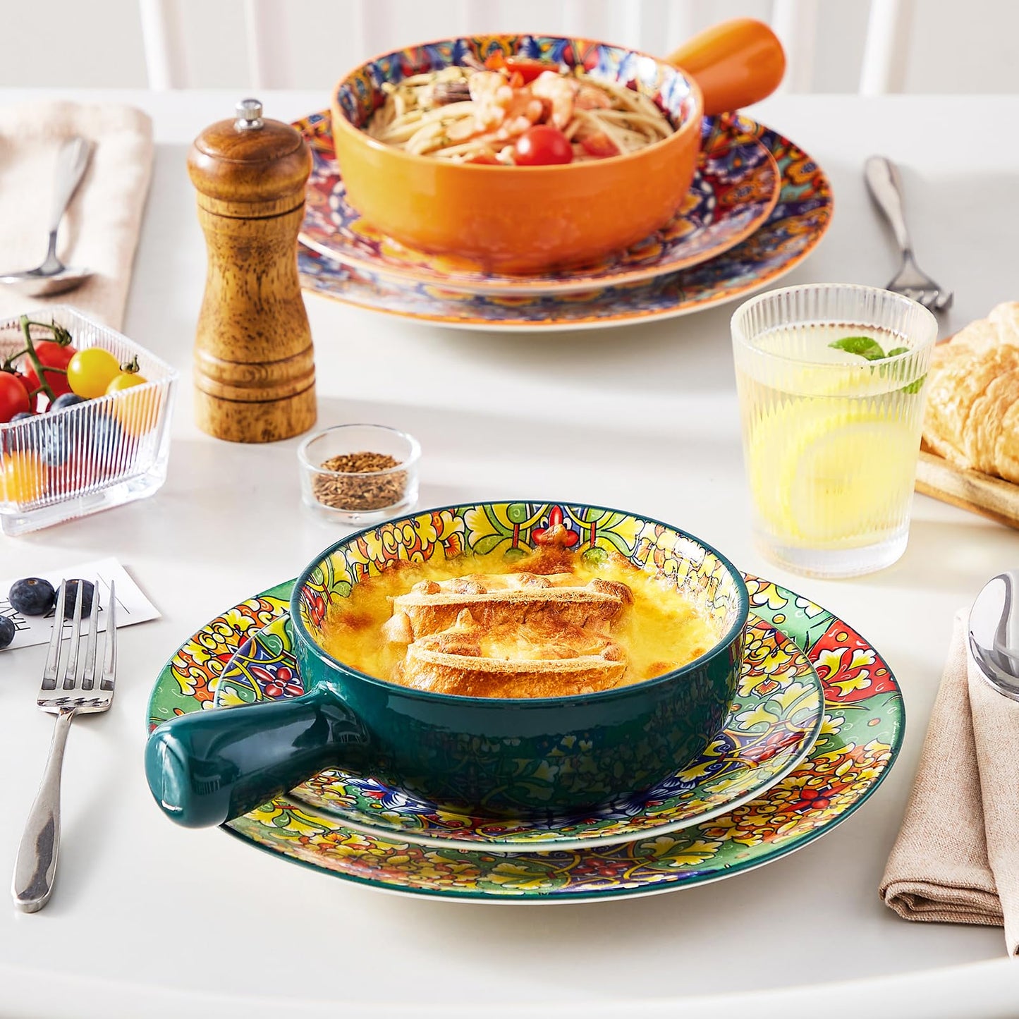 vancasso Soup Bowls with Handles, 23 Oz French Onion Soup Bowls Oven Safe, Bohemian Ceramic Soup Crocks for Cereal, Pasta, Beef Stew, Chilli, Microwave Dishwasher Safe-6.2 inch, Set of 4