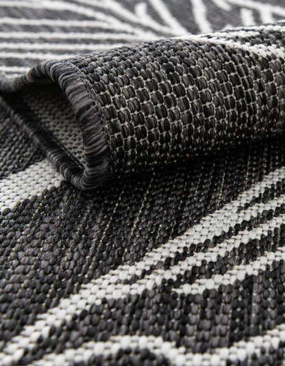 Unique Loom Outdoor Botanical Collection Area Rug - Leaf (10' 8" Square, Ivory Charcoal)