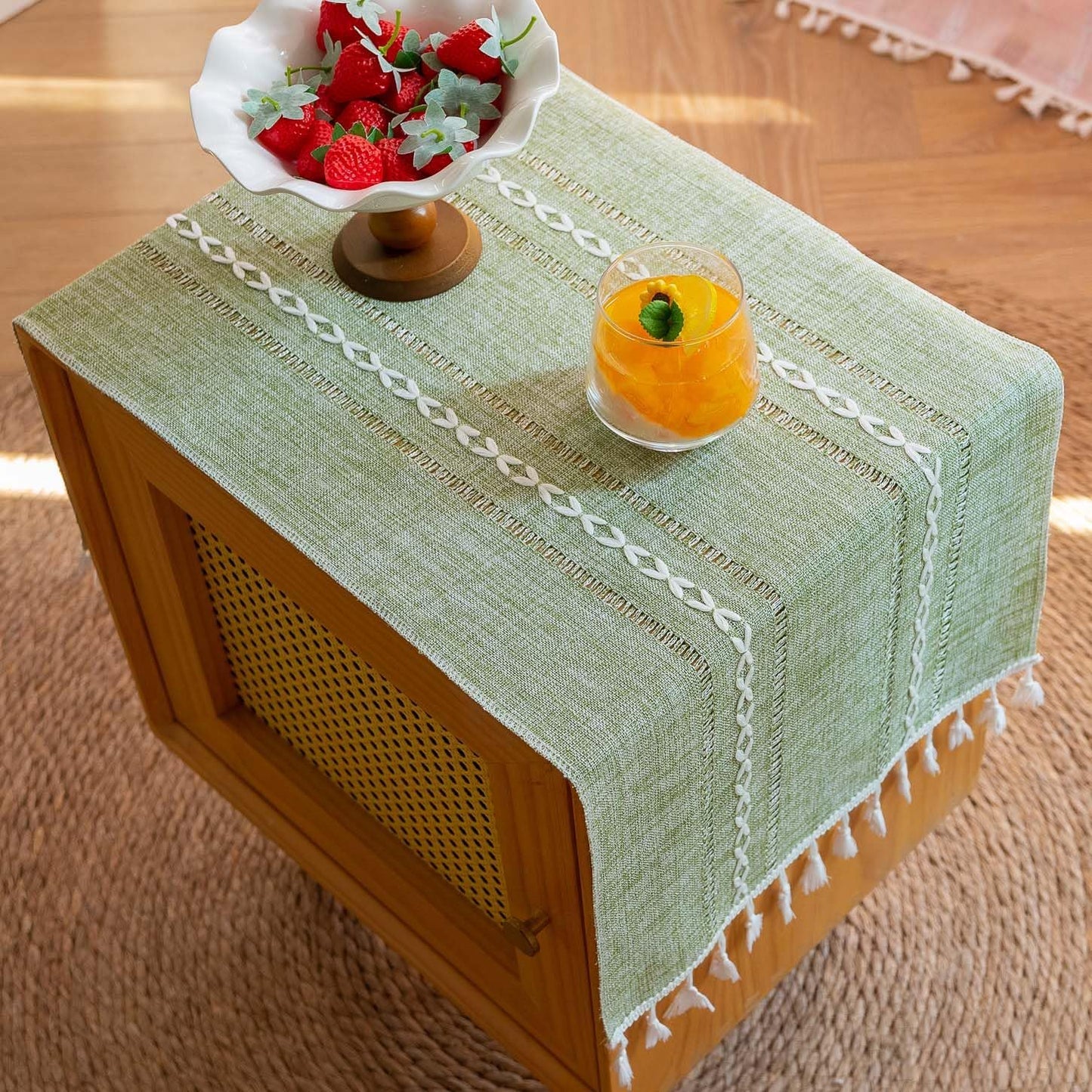 15.735.4 Inch Green Tassel Bedside Tablecloth Nightstand Cover Cloth Side Table Covers for End Night Stand Coffee Tea