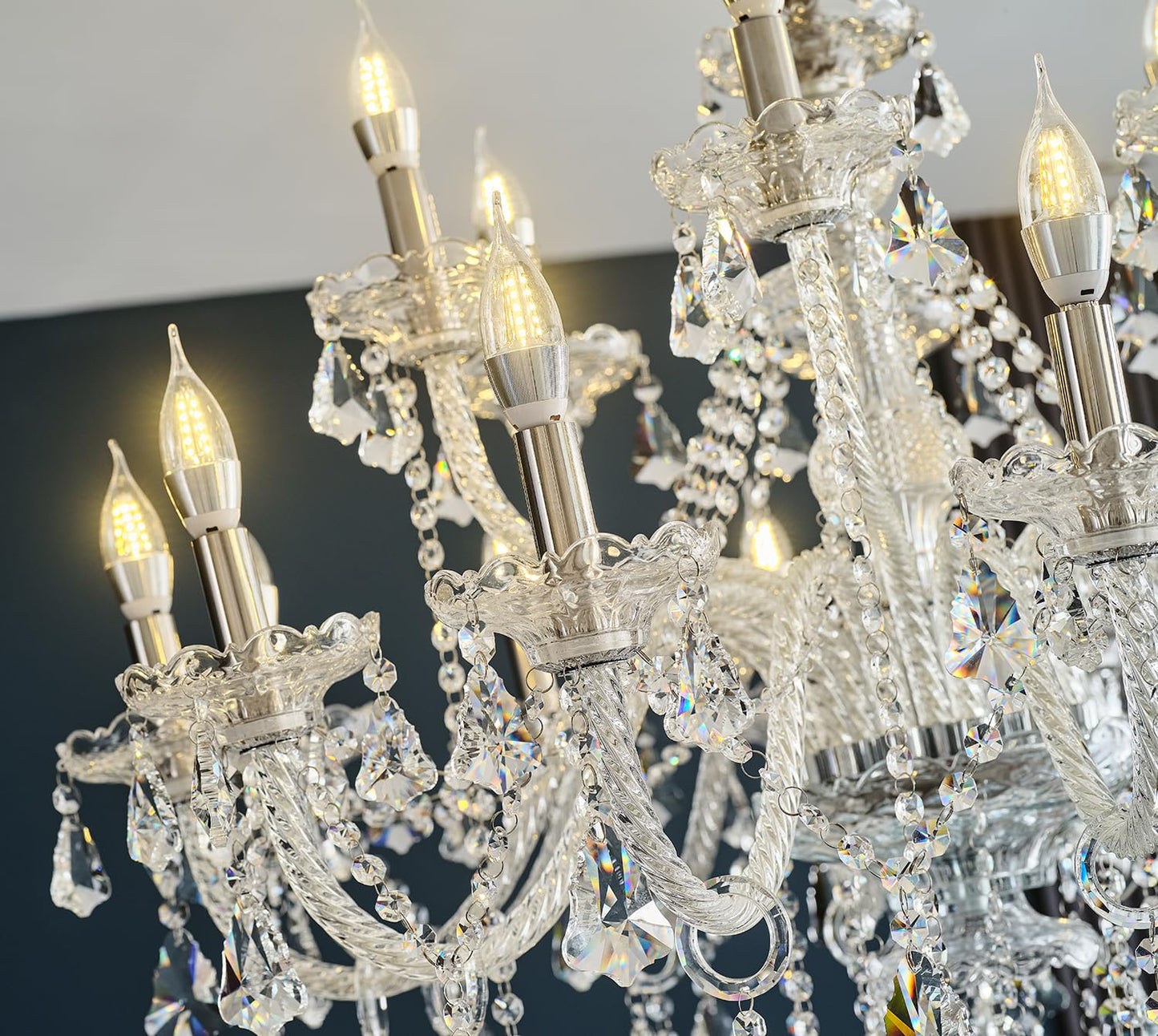ARRKOYAA Clear 18 Lights K9 Crystal Chandelier,Chandeliers for Dining Room,Bedroom,Living Room, Candle Pendant Lamp Ceiling Lighting, 39 inch x32 Inch (Color: Clear) with 18pcs 5W E12 LED Bulbs.