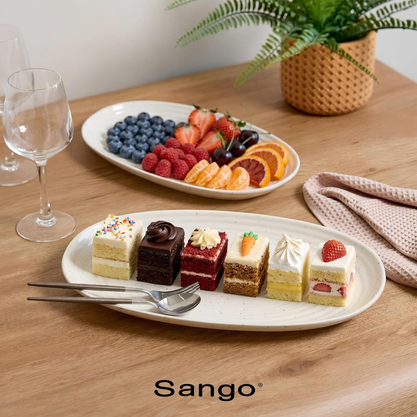 SANGO Siterra 2-Piece Speckled Stoneware Serving Platter Set- Large & Medium Ceramic Platters with Glossy Rustic Glaze for Kitchen, White Serving Dishes for Entertaining, Microwave and Dishwasher Safe