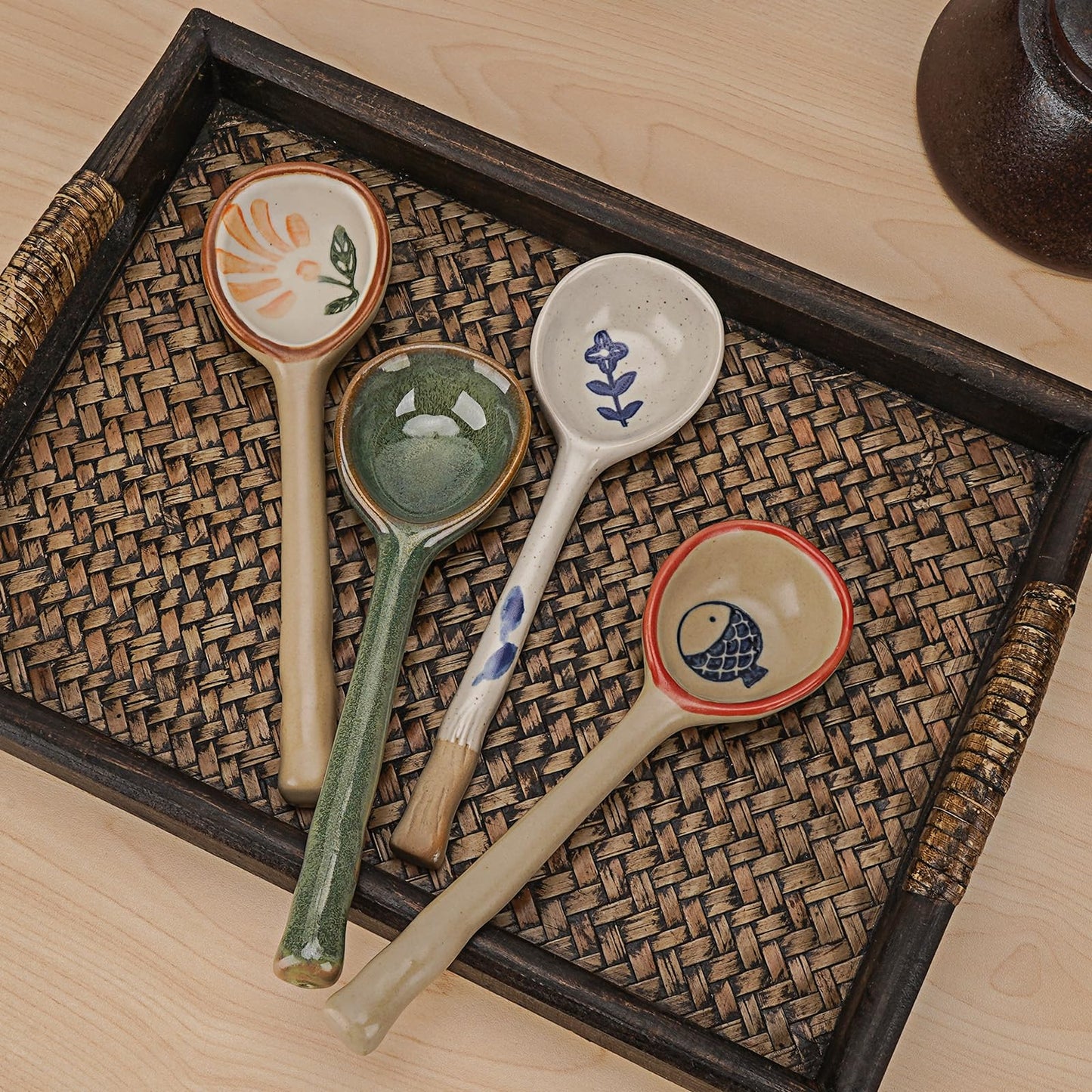 JANKOW 4 Pack Japanese Ceramic Soup Spoons, Slightly Larger Long Handle Design, Hand-Painted Porcelain Spoons for Miso, Wonton, Dumplings (Secure Packaging)