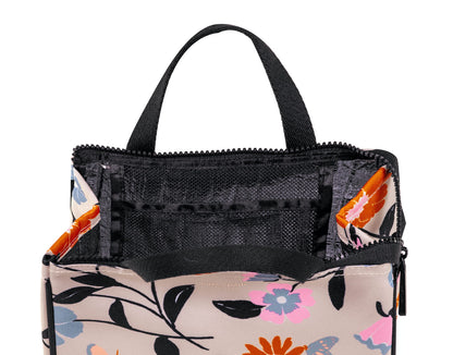 kate spade new york Portable Soft Cooler Lunch Bag, Thermal Tote with Insulated Interior Lining and Storage Pocket, Lunch Tote for Women, Floral Garden