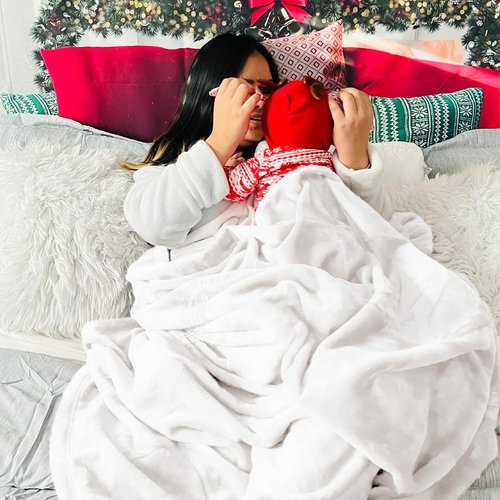 Bedsure GentleSoft Fleece Throw Blanket - XL White 300GSM Plush & Cozy for Bed, Sofa, Travel | 50x70 Inches