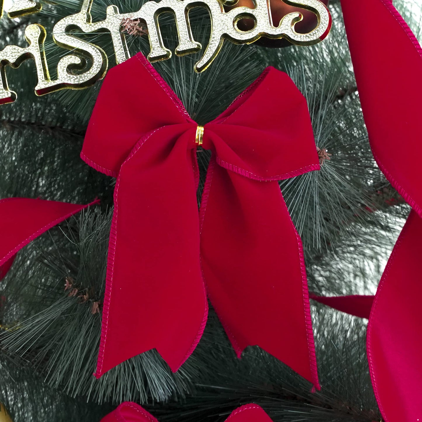 MEEDEE Red Velvet Wired Ribbon 2.5 Inch Wide Red Ribbons 25 Yards Spool Velvet Christmas Ribbon Red Wired Ribbons for Christmas Tree, Wreaths Supplies, Bows Making