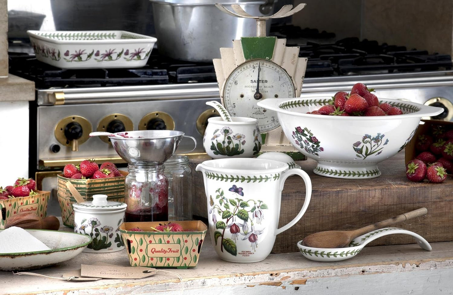 Portmeirion Botanic Garden 30oz Measuring Jug, Fuchsia Motif, Fine Porcelain, Dishwasher Safe, Kitchen Essential