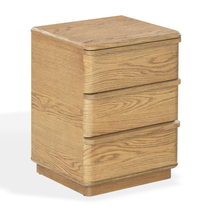 SAFAVIEH Couture Collection – Guillermo Natural 3 Drawer Wood Nightstand, Fully Assembled Modern Bedroom Storage Accent (SFV4270A)