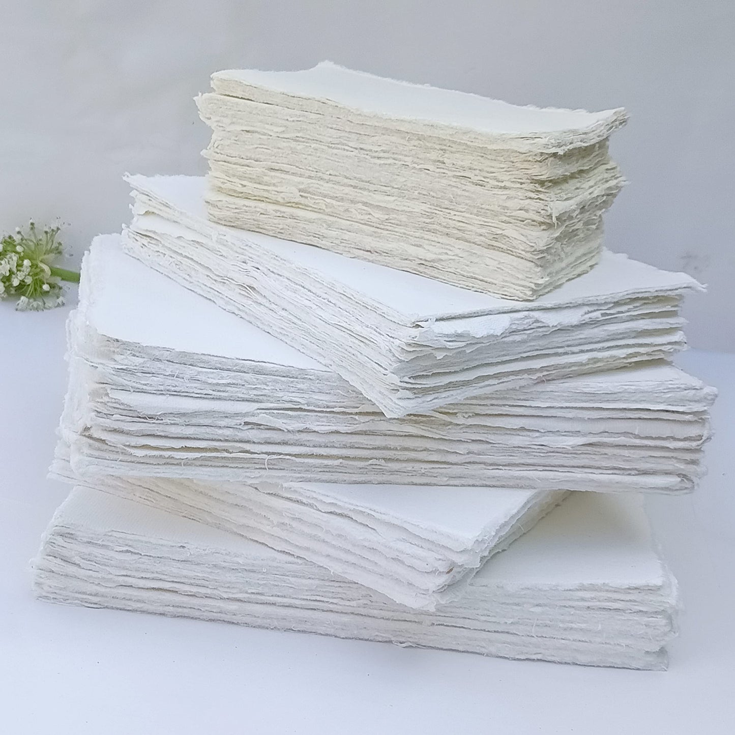 E-Tailor Handmade Cotton Deckle Edge Paper Loose Leaf Sheets 130 GSM Ivory White (Pack of 1-5x7-20-Sheets)