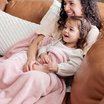 Bedsure GentleSoft Fleece Blanket - Cozy Lightweight Plush Full Size Pink Microfiber, 84x90 Inches