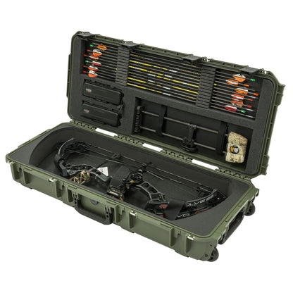 SKB Cases iSeries 3i-3614-PL-M Small Parallel Limb Bow Case, Hard Shell Compound Bow and Arrow Case with Wheels and Trigger Latch System