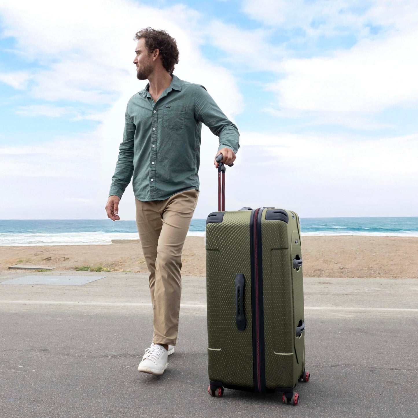 Traveler's Choice Maxporter II Polycarbonate Hardside Trunk with Spinner Wheels, Green, 31-Inch Large Trunk