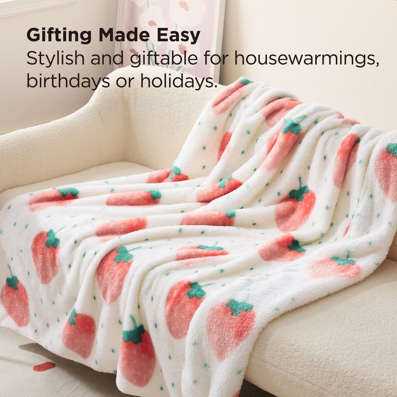 Bedsure Cute Strawberry Decor Throw Blanket Pink for Kids - Soft Fleece Throw Home Decor for Girls Women Teens as Birthday, GentleSoft Cozy Fruit Pattern Blankets for Couch Bed, 50x60