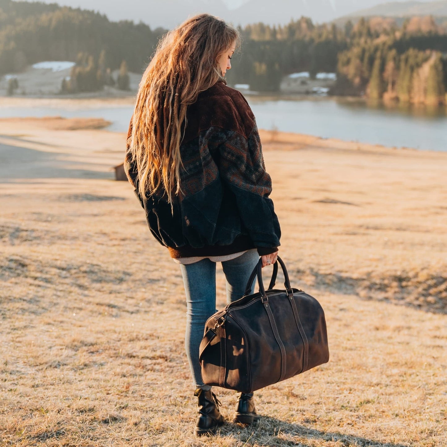 Londo Genuine Top Grain Leather Duffle Bag - Vintage Retro Travel Bag Overnight Weekender Bag Carry on Luggage Bag with Adjustable Shoulder Strap & Interior Pocket - Stylish Gym Bag for Men & Women