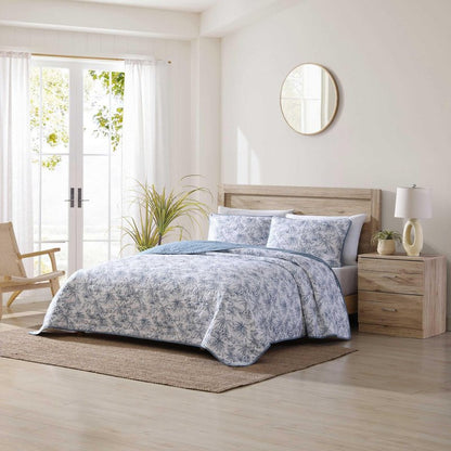 Tommy Bahama - Twin Quilt Set, Reversible Cotton Bedding with Matching Sham, Pre-Washed for Added Softness, Dorm Essentials (Pen and Ink Palm Navy Blue)