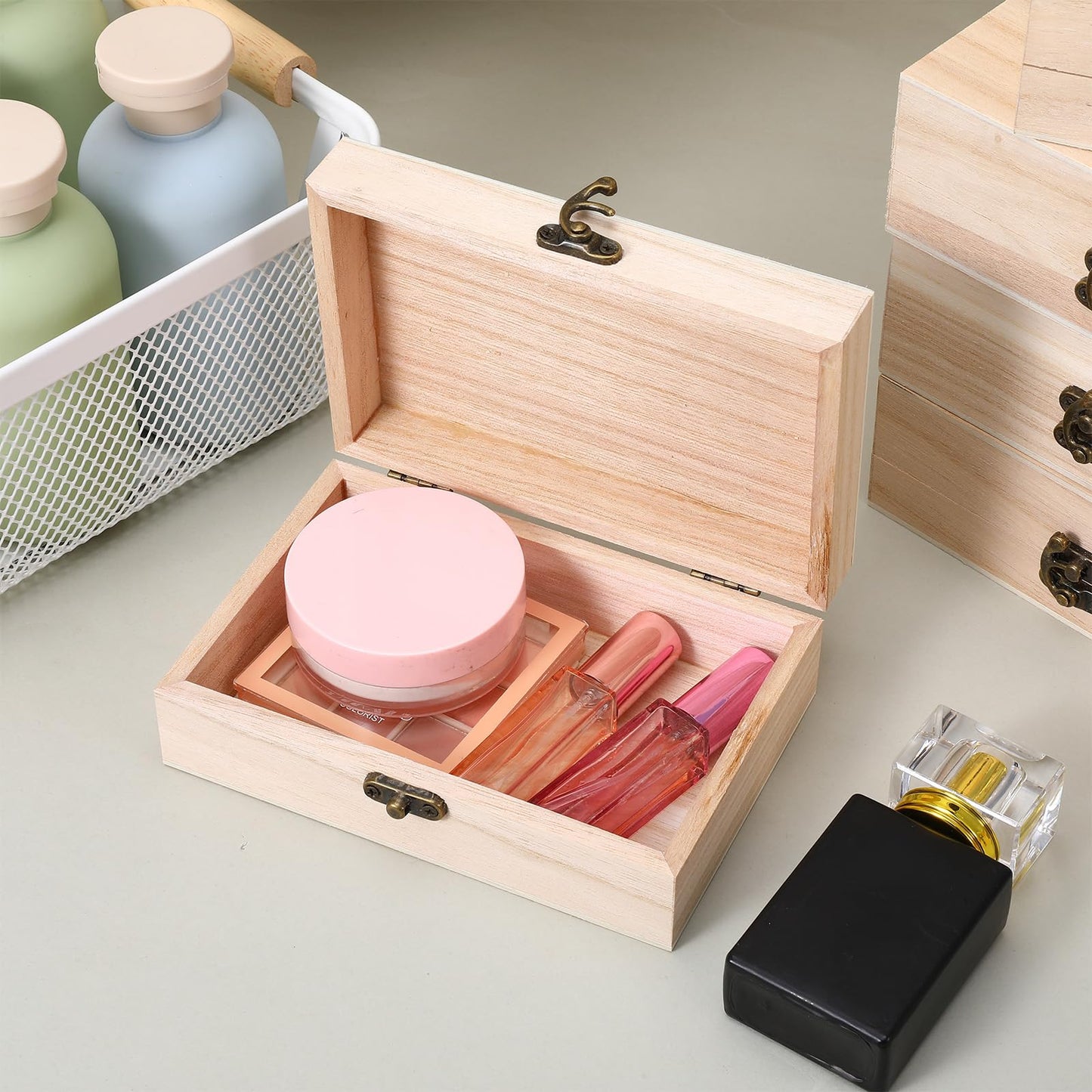 8 Pack Unfinished Wooden Boxes for Crafts, 6 x 4 x 2 Inch Small Wood Box with Hinged Lid, Small Keepsake Box Treasure Chest Wooden Jewelry Box for Jewelry DIY Crafts Storage