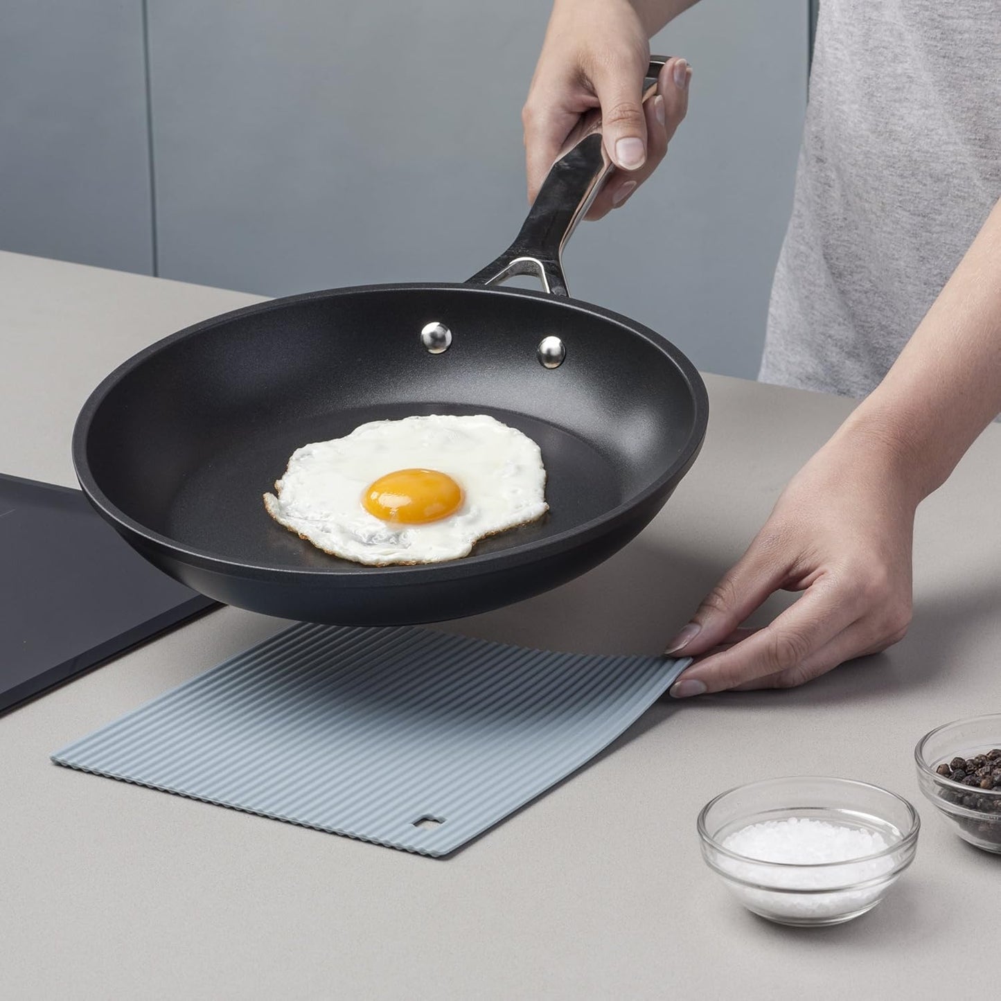 Zeal Silicone Heat Resistant Non-Slip Trivet Pot Rest, Duck Egg Blue (7”/18cm)