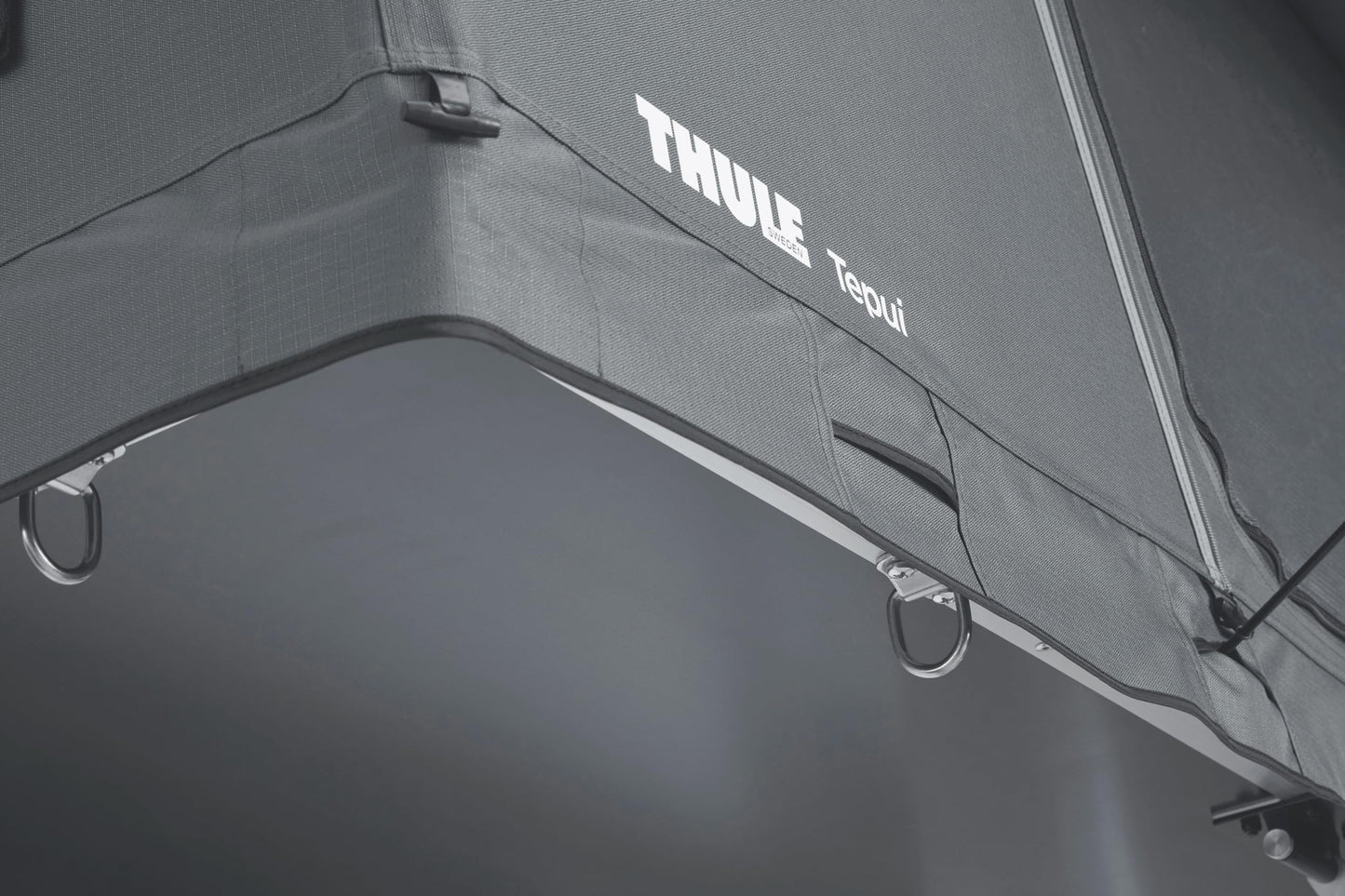 Thule Foothill 2 Person Rooftop Tent, Large Windows and Breathable mesh Panels, Includes Mattress, Low-Profile Design