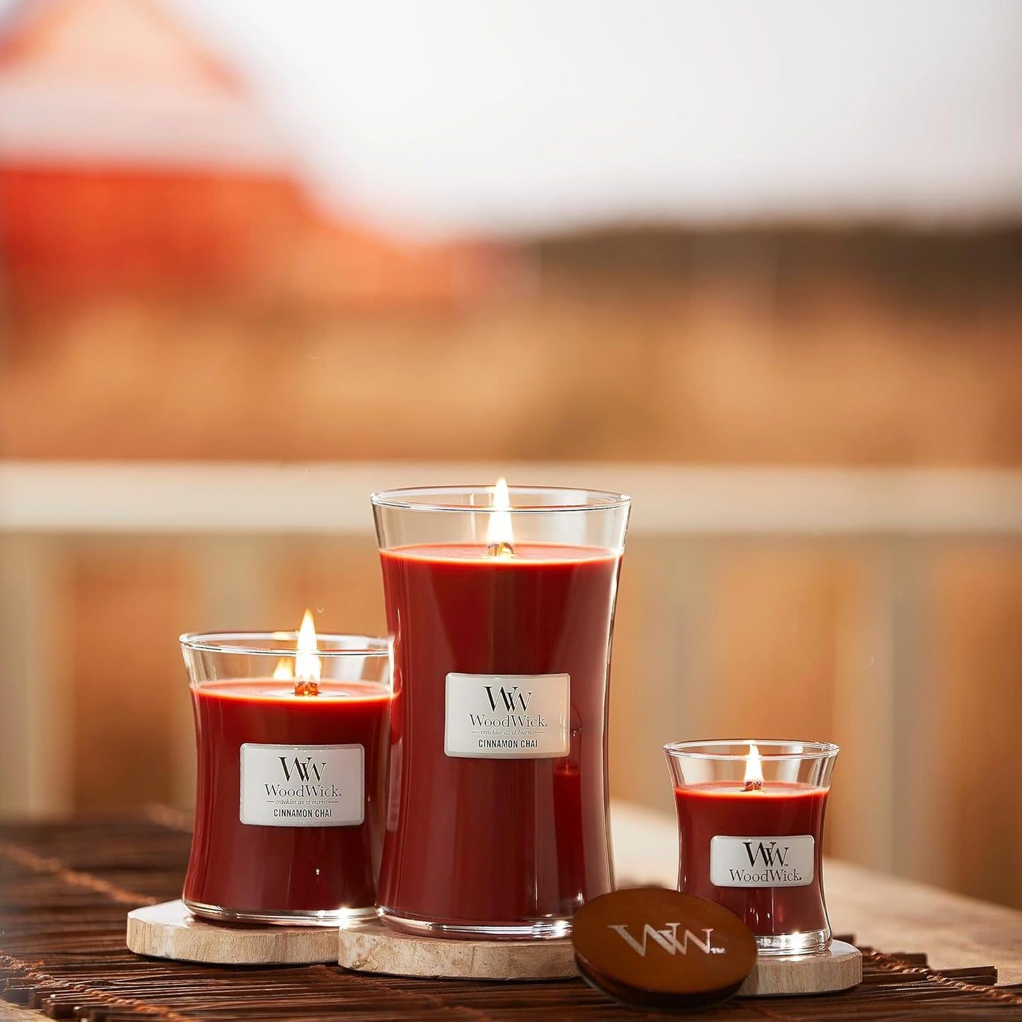 WoodWick Medium Hourglass Scented Candle, Cinnamon Chai, with Crackling Wick, Burn Time: Up to 60 Hours
