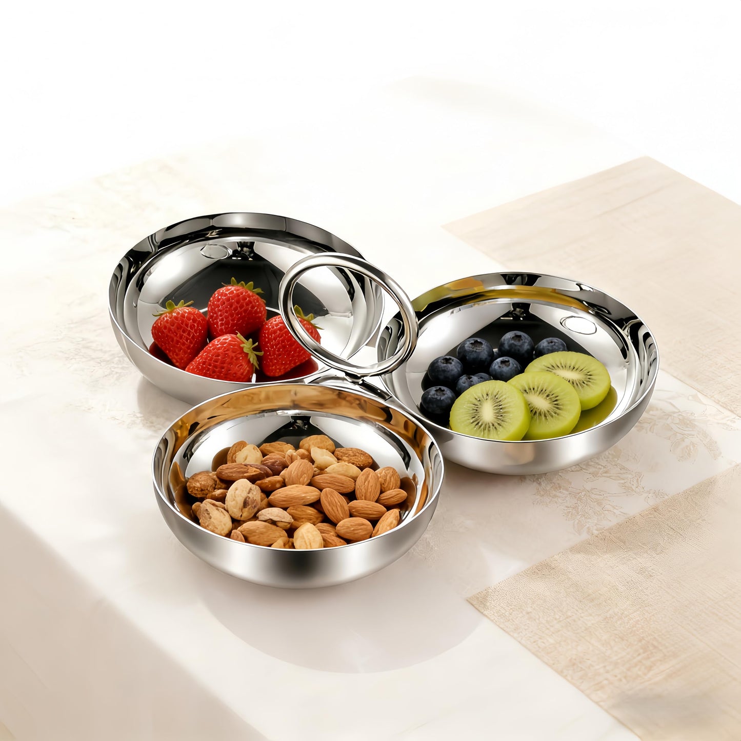 chhcjqyyf Cluster Serving Bowls 3 in 1 Silver Stainless Steel Snack Bowls Connected Fruit Tray Snack Plate for Home Kitchen Party Reusable Portable Ring Style Dessert Bowl Set