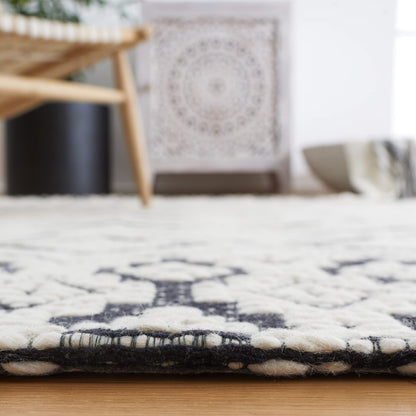 SAFAVIEH Area Rug 8x10 - Vermont Collection - Large - Ivory & Black, Handmade Wool, Ideal for Living Room, Bedroom, Office, Dining Space (VRM151Z)